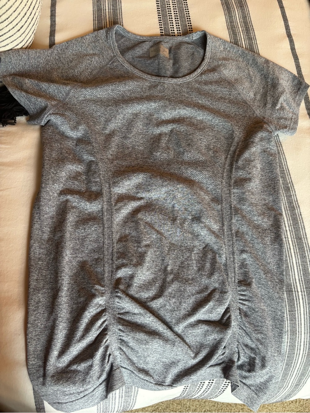 Athleta Gray Scoop Neck Tunic Top